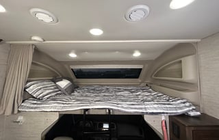 Five-Star Desert Oasis on Wheels!