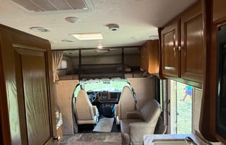 Coachmen Leprechaun - Easy to Drive Class C