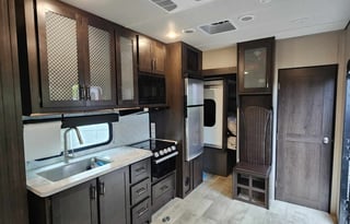 2023 Grand Design Momentum 30G