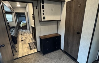 Double Suite Hauler Retreat