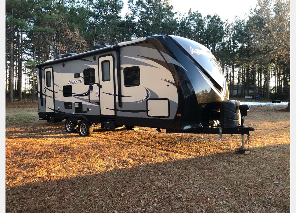 Travel Trailer rentals in Summerville