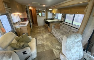 2000 Fleetwood RV Bounder