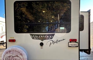 Wayne Wildwood sleeps 6/ 2 slides