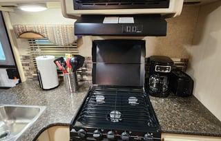 2017 Winnebago Minnie 2455 BHS