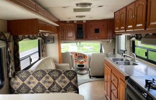 The Lexington — Family & Pet Friendly