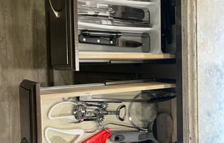 43’ Luxurious & Spacious 5th Wheel