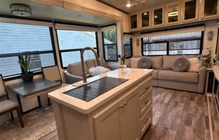 2022 Palomino Columbus