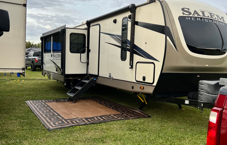 Set up at Country Thunder Fl