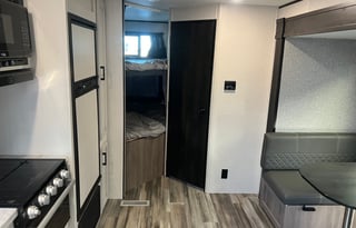 2022 Open Range RV Open Range RV 335BHS