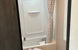 2023 Keystone Hideout 29DFS