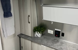 Glamping in International Luxury (WE DELIVER )