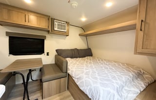 2025 Keystone RV Coleman 17B