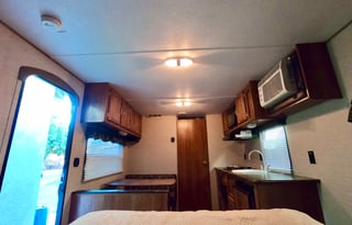 2016 Keystone RV Summerland Mini 1700FQ