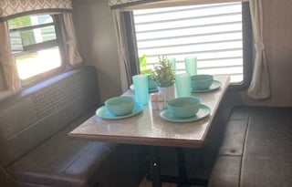 Family Friendly Hybrid Tent Trailer