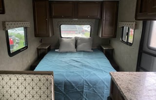 2017 Viking Ultra-Lite 17FQ