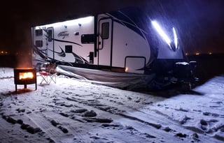 Kaedoe-Stationary RV on the Navajo Nation