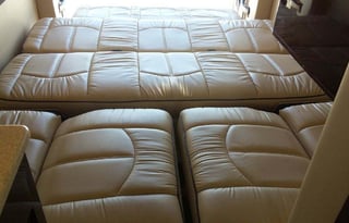 2017 Merecedes Midwest Automotive MD4 Weekender