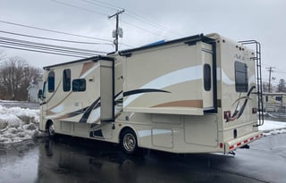 2016 Thor Motor Coach ACE 29.4
