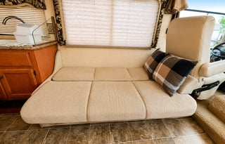 2011 Thor Motor Coach Windsport 30Q