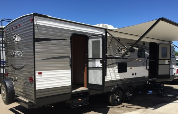 Two entrances, includes separate entrance to bathroom