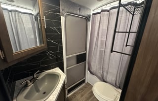 Cherokee Grey Wolf 26DBH Pet Friendly RV