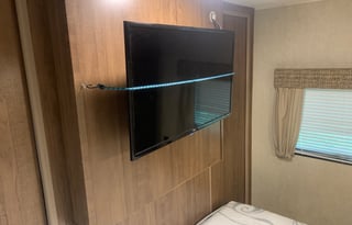 2019 Gulf Stream RV Conquest 276BHS