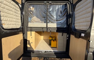 "WanderPop" - Luxury Off Grid Noovo Camper Van