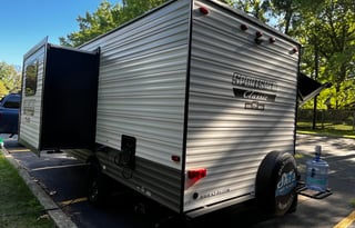 Outdoor kitchen and Bunkhouse - Delivery ONLY