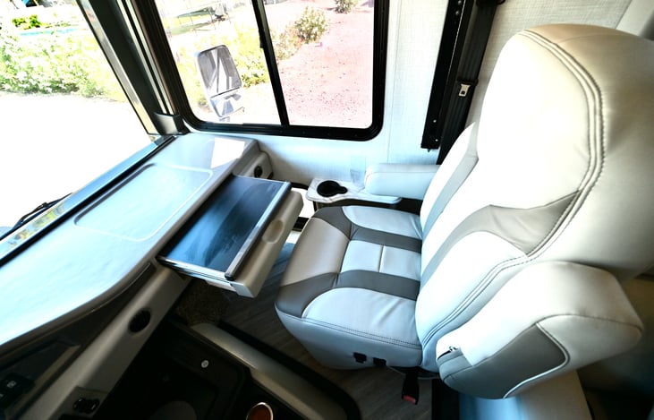 Passenger Seat Workspace / Desk