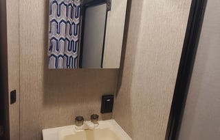 2019 Dutchmen RV Coleman Lantern Series 263BH