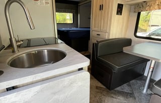 2021 Forest River Sunseeker 2250SLE Ford American