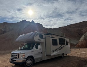 Winnebago Minnie Winnie 31K