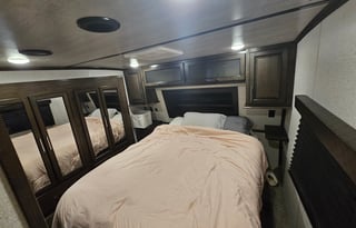 The Triton Luxe Lounge-2022 toy hauler