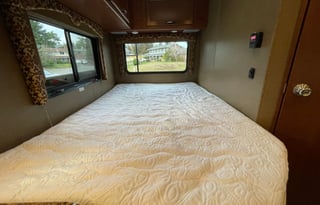 2017 Thor Motor Coach Freedom Elite 23H