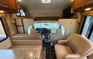 2017 Thor Motor Coach Freedom Elite 23H