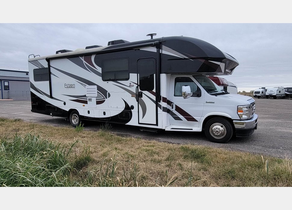Class C Motor Home rentals in Bastrop