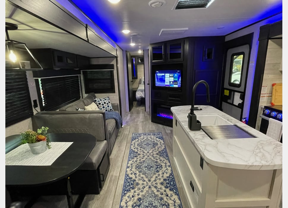 Travel Trailer rentals in Pasadena