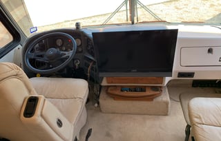 1996 Holiday Rambler Endeavor XE 37PE