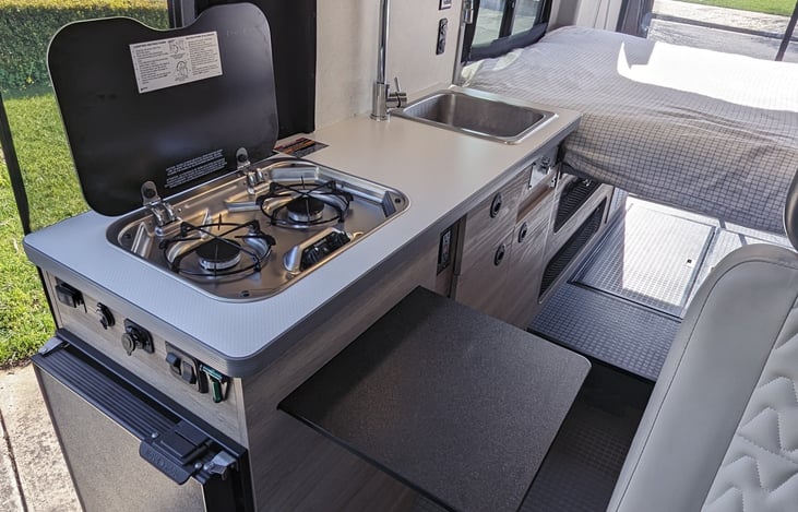 Stovetop and kitchen sync