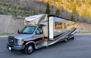 2021 Deluxe Sunseeker (Easy to Drive)