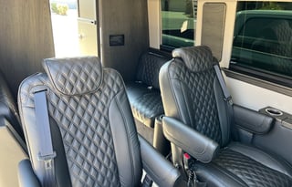 Luxury Mercedes Sprinter Cruiser Van Seats 8