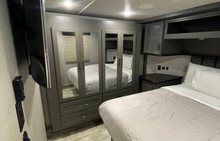 2021 Grand Design Momentum G-Class 320G