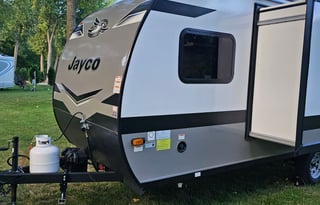 Jayco Jay Flight SLX 7 184BS Travel Trailer