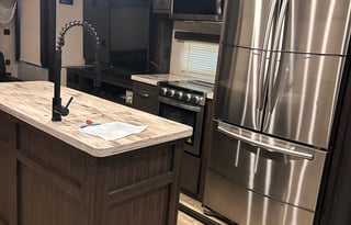 Katherine's Kingdom 2021 Coachmen Brookstone