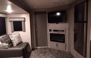 Spectacular and Super Comfortable Travel Trailer