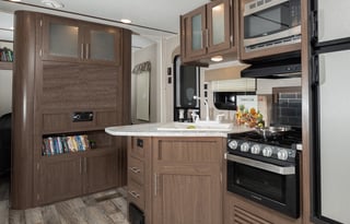 #4: 2019 NEW BUNKBED HOME @ YELLOWSTONE