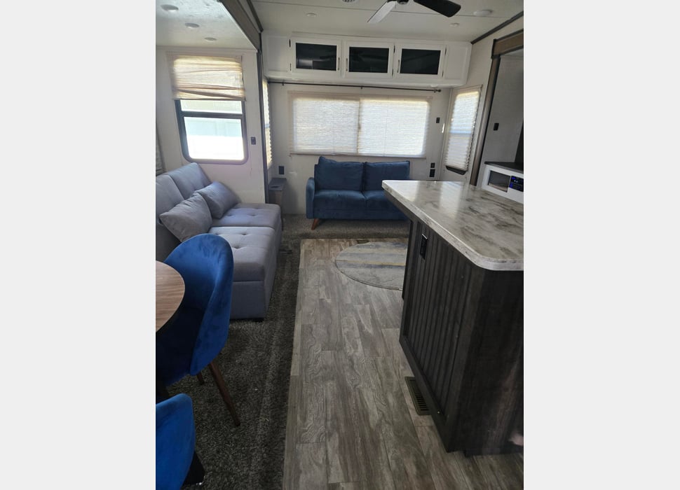 Fifth Wheel rentals in Ventura
