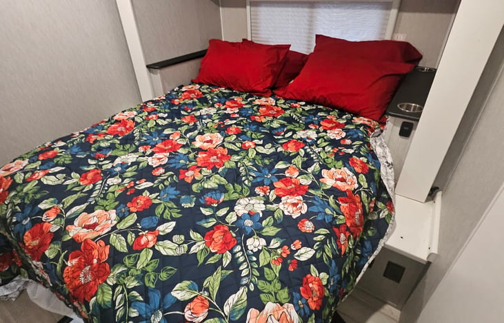 Queen size bed