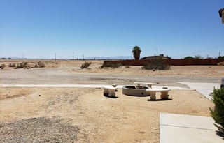 2017 2 Bed/2 Full Ba 43' 5th Wheel + Pool and Hot Tub Option + 2 Bed / 2 Ba House Option