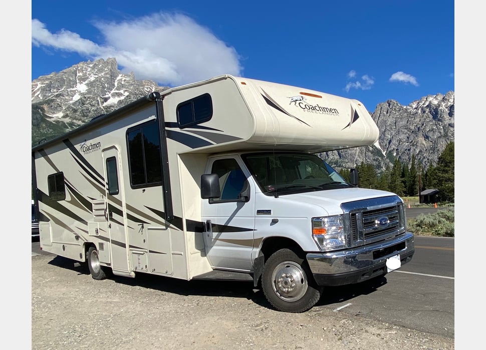 Class C Motor Home rentals in Bartlett
